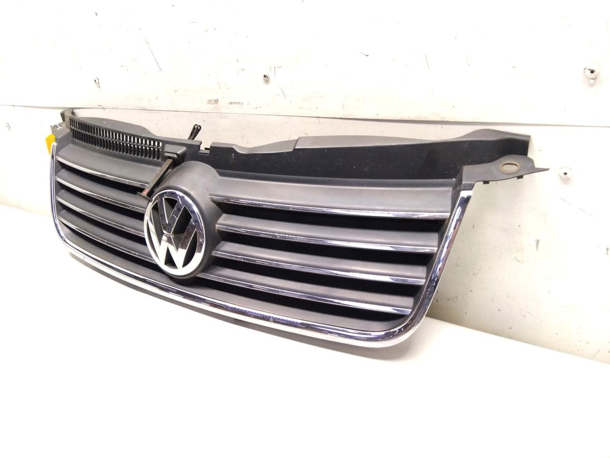 VW Passat 3BG original K&uuml;hlergrill mit Emblem Bj.2001